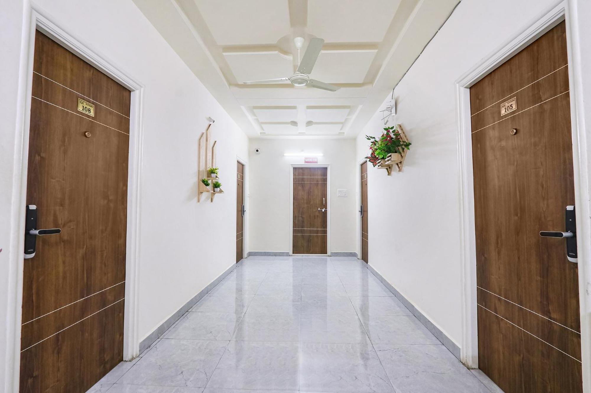 Fabhotel Golden Hitech - Nr Hitech City Hyderabad Exteriör bild