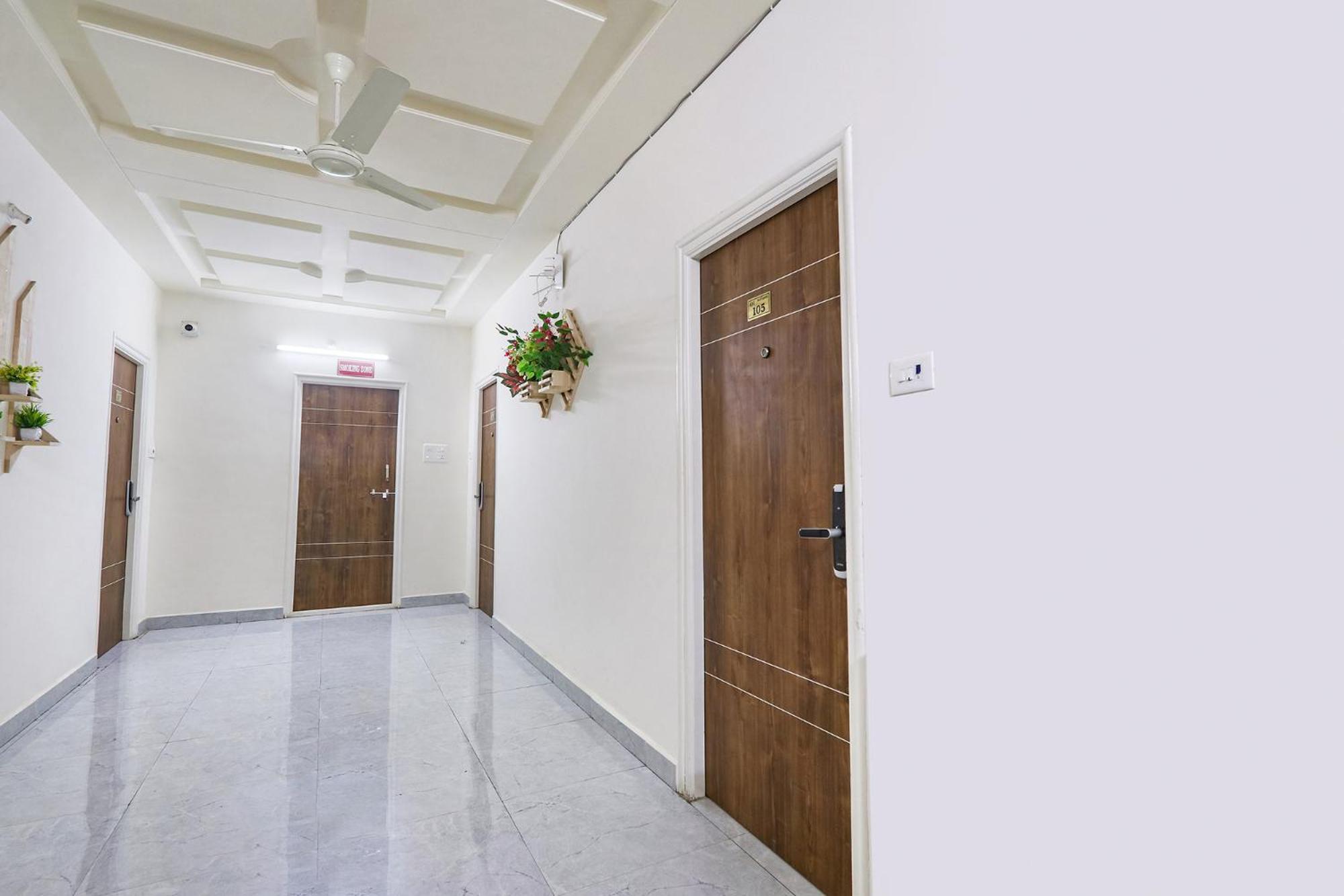 Fabhotel Golden Hitech - Nr Hitech City Hyderabad Exteriör bild
