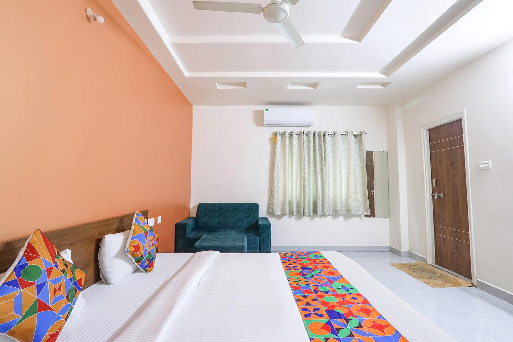 Fabhotel Golden Hitech - Nr Hitech City Hyderabad Exteriör bild